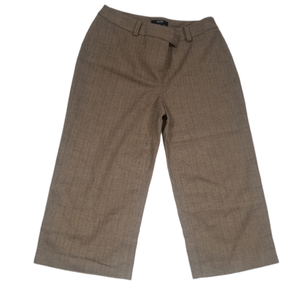 Alfani Cropped Pants Size 4